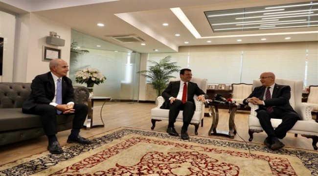 İmamoğlu: “Biz, iş ve çözüm üretmekten yanayız”