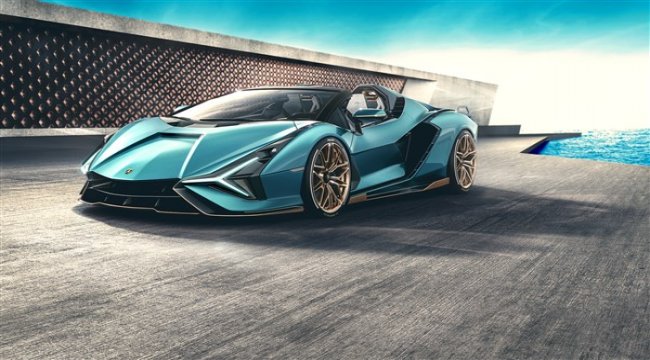 Lamborghini Sian Roadster;Masmavi gökyüzünün altında geleceğin teknolojisi