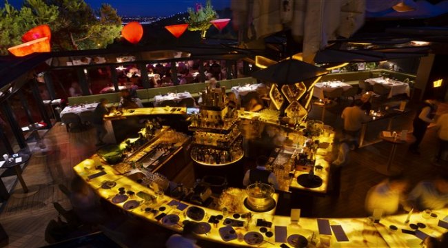 Park Şamdan Bar ve Sunset bu yazın en güçlü ve heyecan verici iş birliğine imza attı