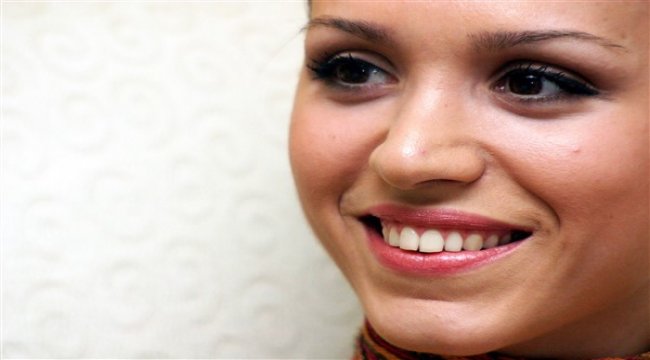 Türkiye’nin Eurovision yolculuğunun ilk başarısı Şebnem Paker RedBull.com'a konuştu