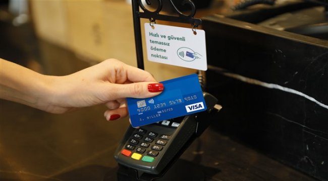 Visa ve perakende sektörünün iş birliği ile, binlerce yeni temassız ödeme noktası tüketicilerin hizmetinde