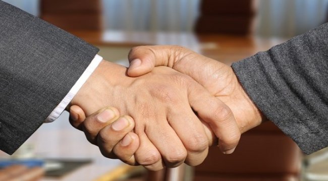 Benelüks ülkelerinin de yönetimini üstlendi