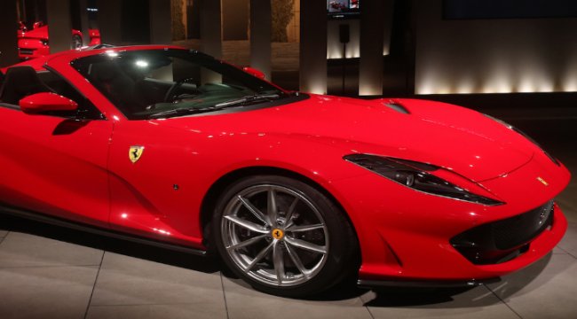 Ferrari 812 GTS Türkiye’ye geliyor