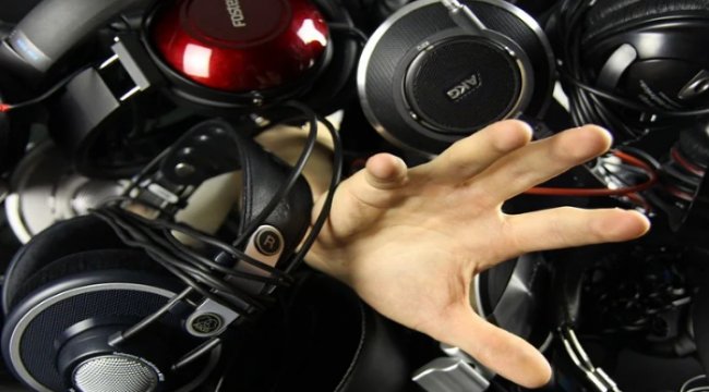 Galaxy Buds Live için en iyi tasarımı bulmak amacıyla 320 model prototip üretildi