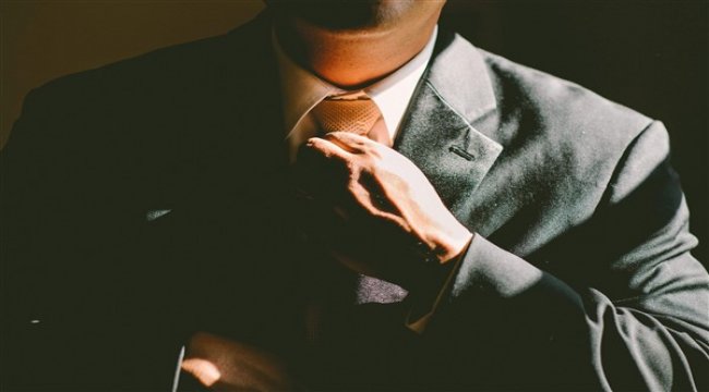 Her 5 şirketten 1’i onlıne mecraları kullanarak rakibini sabote ediyor