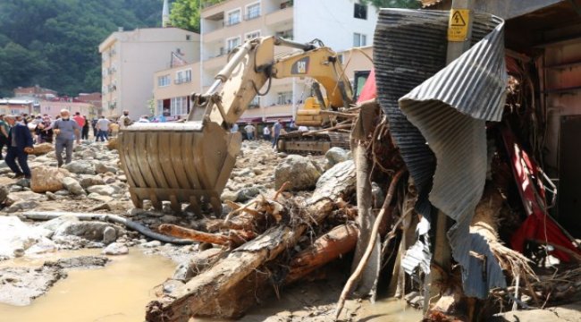 İHH ekipleri, yaraları sarmak için Giresun’da