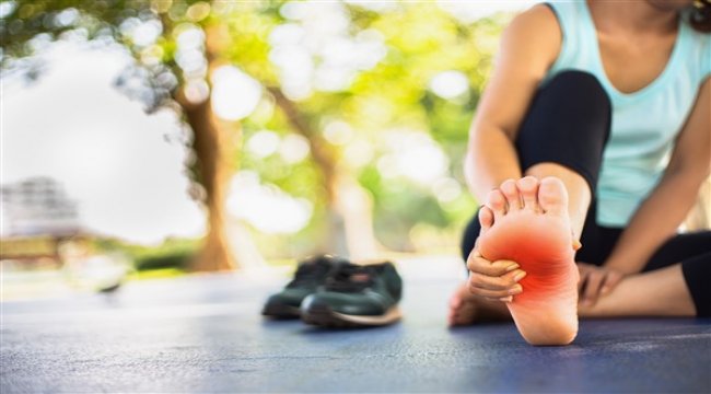 Kadınlarda hormonal bozukluklar stres kırığına neden olabiliyor
