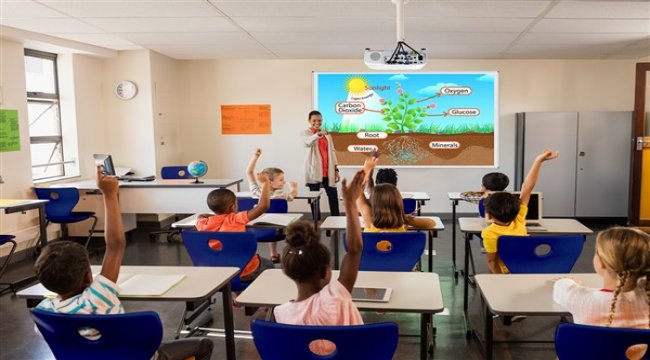 Okulda sosyal mesafe 350 inçlik görüntüyle korunacak