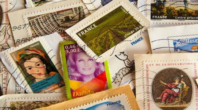 PTT AŞ’den Leylekler konulu anma pulu ve ilkgün zarfı