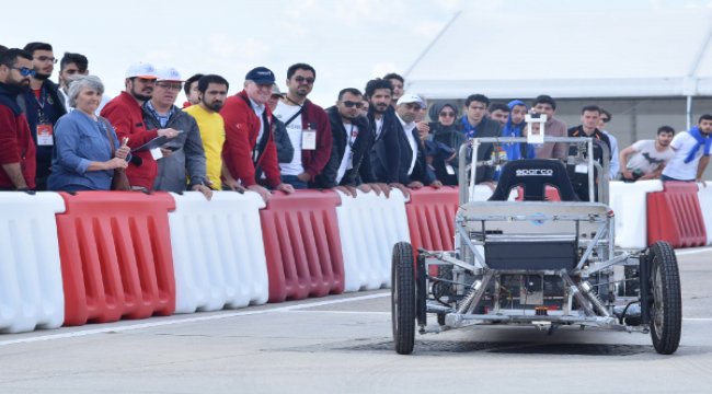 Teknoloji tutkunları yarışıyor en iyiler TEKNOFEST'te belirleniyor