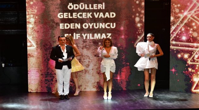 Türkiye güzeli Elif Yılmaz yılın gelecek vadeden oyuncusu seçildi