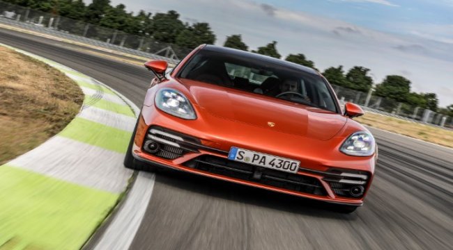 Yeni Porsche Panamera