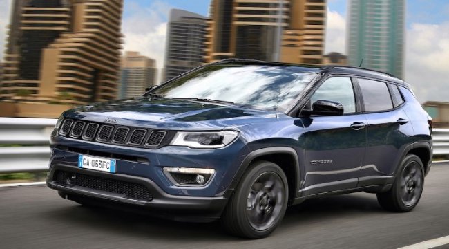Yenilenen Jeep Compass Türkiye’de