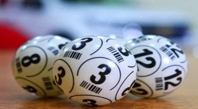 32 milyon 364 bin 752 tl büyük ikramiye kazanan çekini teslim aldı