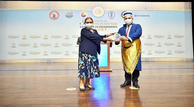Ahilik hizmet ödülü bu yıl Halkbank’a