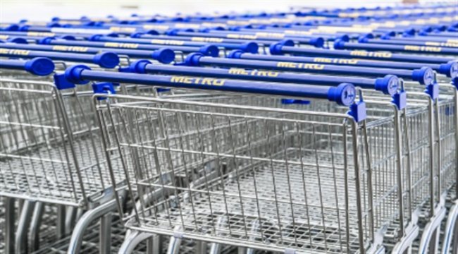 Alışveriş arabaları için otomatik dezenfekte sistemi