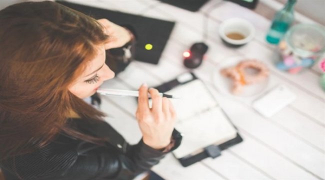 Basit düzenlemeler uzaktan eğitimde başarıyı artırıyor