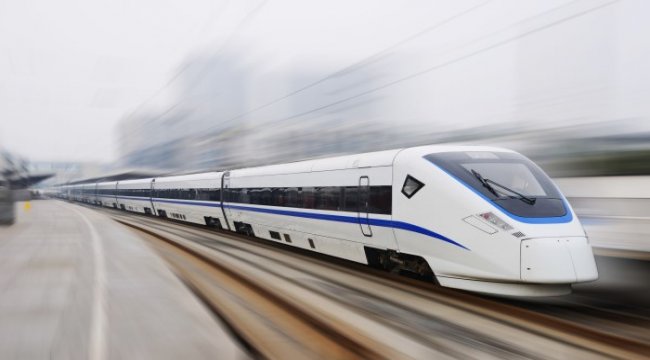 Chine : départ du premier train touristique à Wuhan depuis le début de l'épidémie