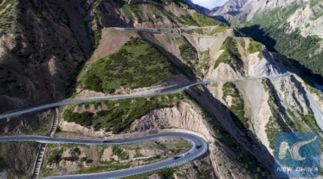 Chine : investissements importants dans les routes au Xinjiang