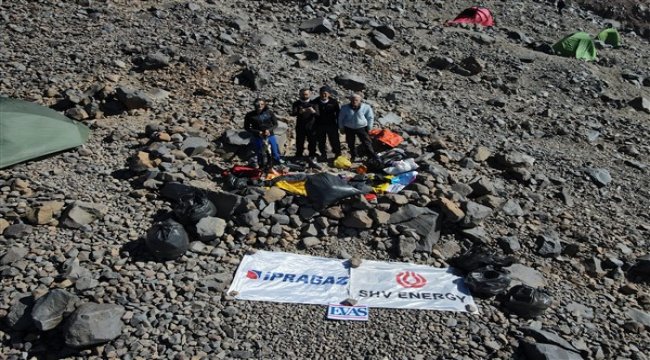 İpragaz Gönüllüleri, Ağrı Dağı’nın 4.200 metresinde atık topladı