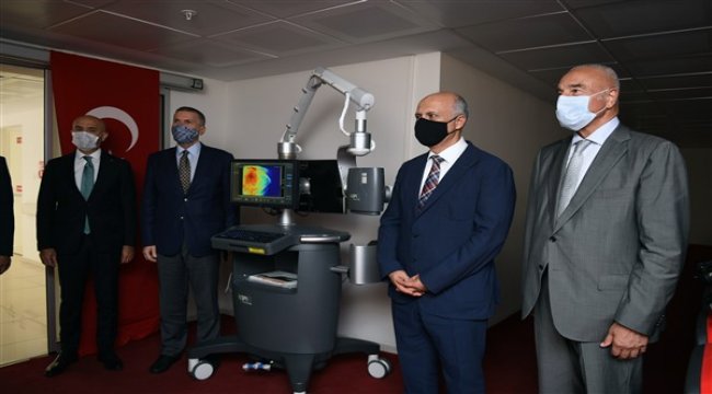 Mersin Üniversitesi’ne SPY Floresans cihazı bağışladı