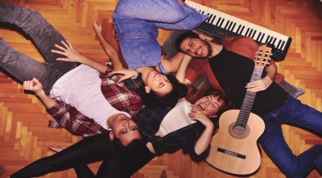 Ortak bir albüm: “Şarkıların Ev Hali”