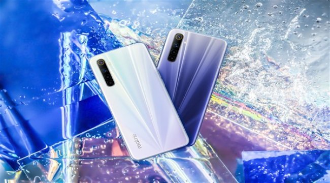 Oyunseverlerin favorisi realme 6, 90 Hz ekran yenileme hızıyla ile sizi bekliyor