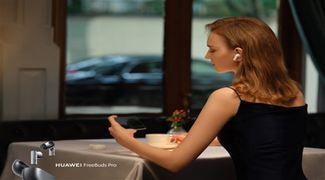 TWS kulaklığı FreeBuds Pro’yu tanıttı