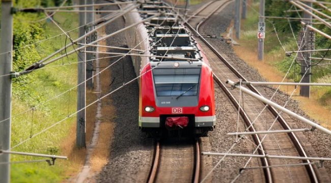 Yeni kadın tren sürücüleri brövelerini İmamoğlu’nun elinden alacak