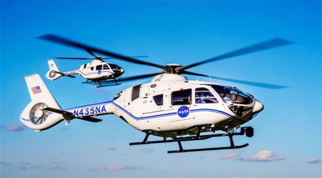Airbus, uzay keşfini desteklemek için NASA’ya iki H135 helikopteri teslim etti