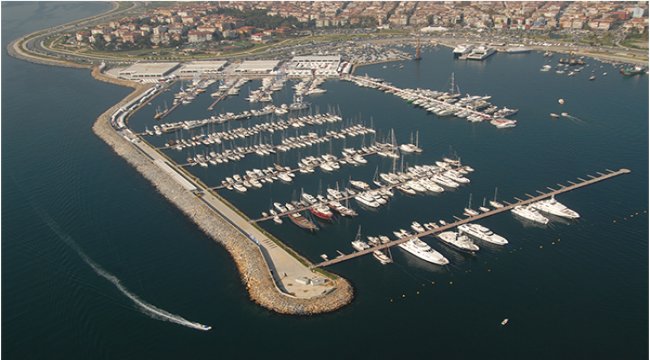 Birbirinden özel deniz araçları CNR Avrasya Boat Show Denizde