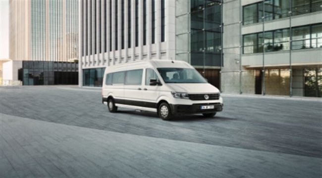 Crafter’ın yeni modeli uzun şasi okul ve servis satışa sunuldu