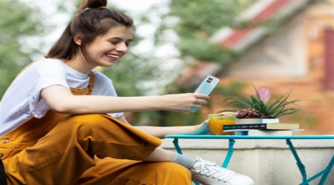 OPPO Reno4 Lite mobil fotoğrafçılığa yapay zekayı kattı