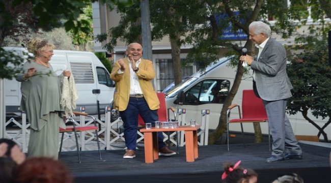 Şişli Belediyesi, pandemide de tiyatroya destek vermeye devam ediyor