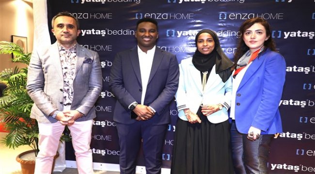 Somali’deki ilk mağazasını açtı