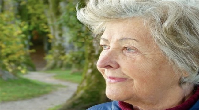 65 yaş üstü nasıl aktiviteler yapmalı?