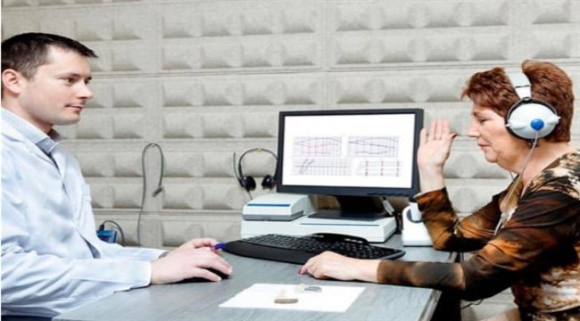İşitme kaybı rahatsızlıkları Alzheimer hastalığını tetikleyebilir