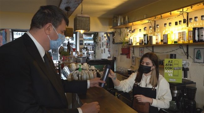 Kadıköy’de Belediye ve esnaf atık azaltmak için kampanya başlattı