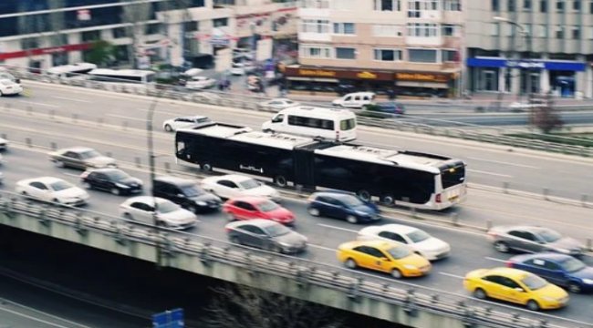​Metrobüs araçları yenileniyor
