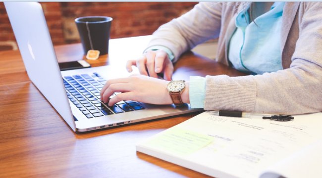 Pandemi nedeniyle E-ticaret sektörü katlanarak büyüyor