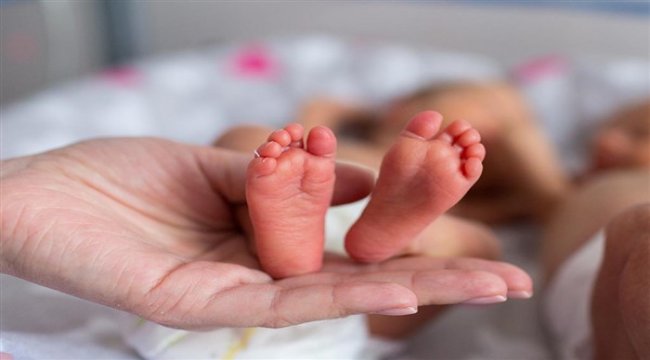 Prematüre bebeklerin bakımı hassasiyet gerektiriyor