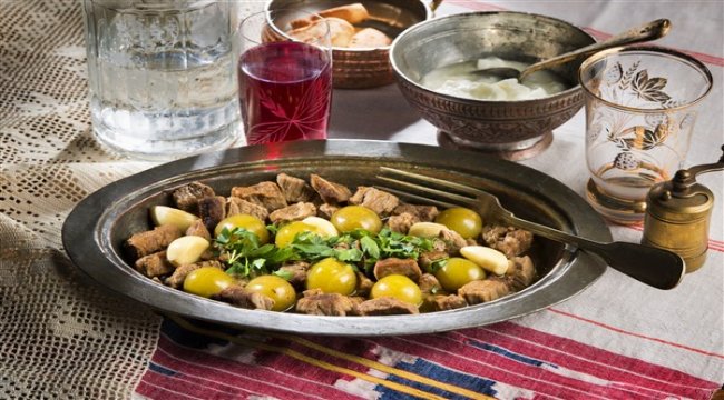 Sahrap Soysal’ın kaleminden yöresel lezzetler bir araya geldi