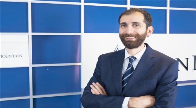 Türkiye’den iki yönetici ihracatı