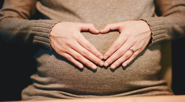 10 soruda hamilelikte koronavirüs ile ilgili merak edilenler