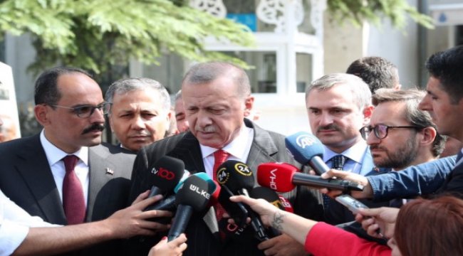 Cumhurbaşkanı Erdoğan, Cuma namazı sonrası soruları yanıtladı 