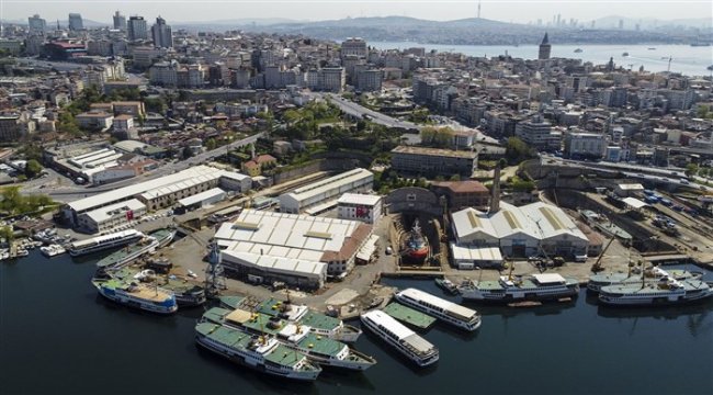 Haliç Tersanesi 565 yaşında
