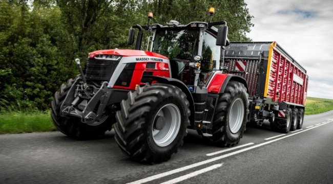 Massey Ferguson’a "2021 Yılının Traktörü” ödülü