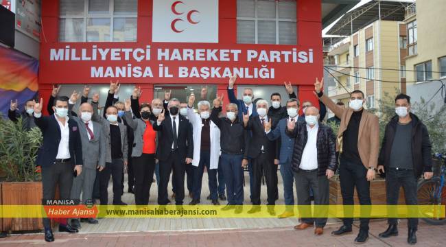 MHP Manisa’dan Kızılay’a destek