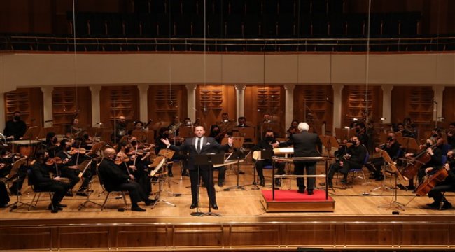 Murat Karahan ile İş Sanat Yeni Yıl Konseri