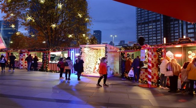 Yılbaşı hediyesinin adresi ‘Zorlu Yeni Yıl Köyü’